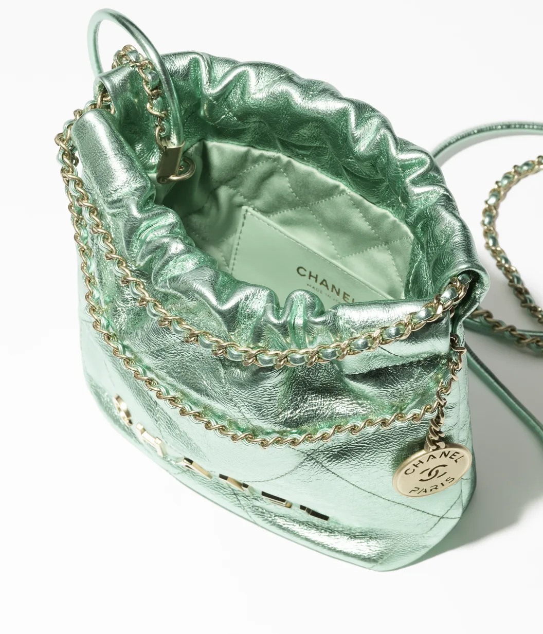 CHANEL 22 MINI HANDBAG